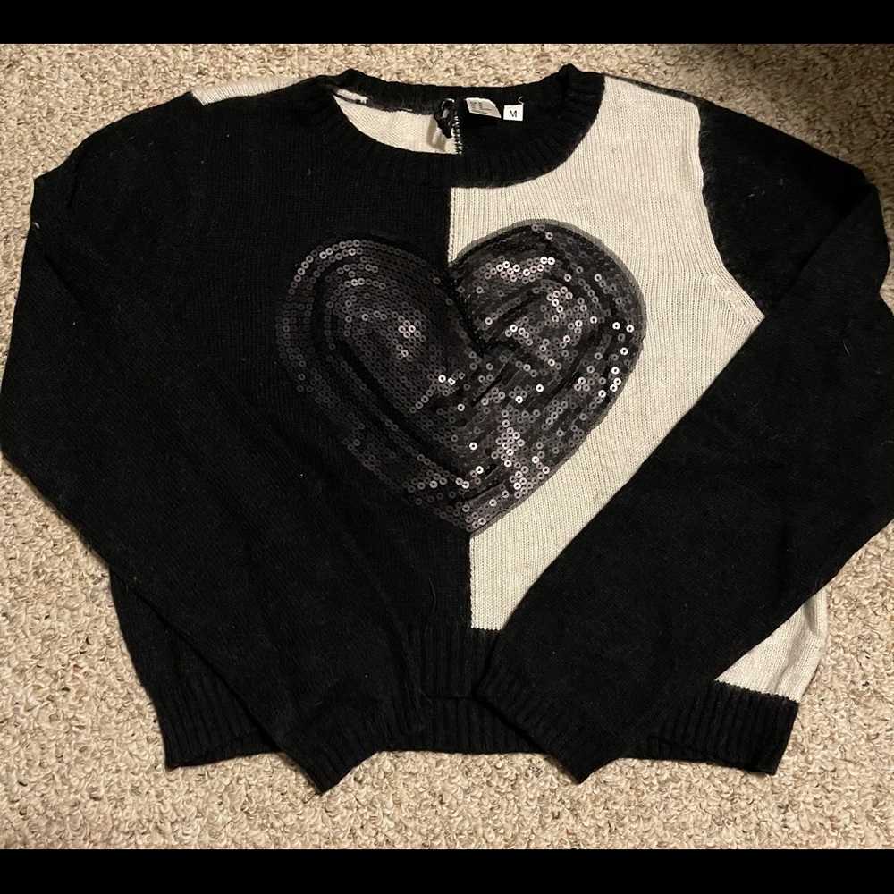 Sequence heart sweater